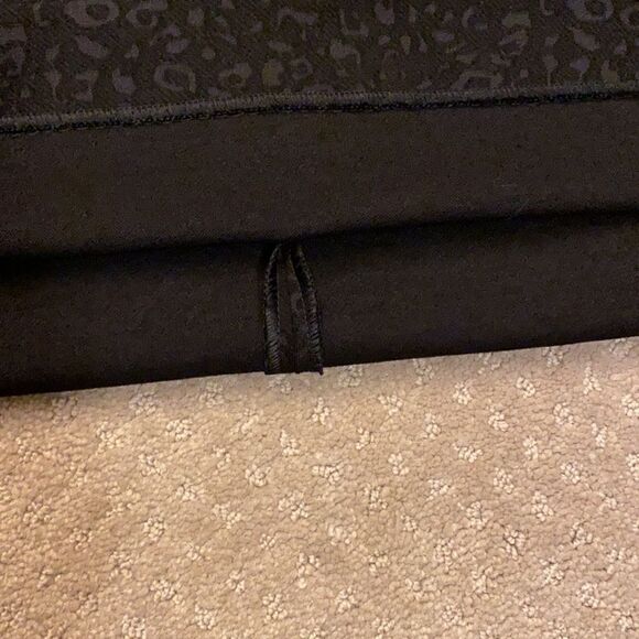 Chico’s dress. Size 00. Black leopard print. Excellent condition. - Picture 4 of 6